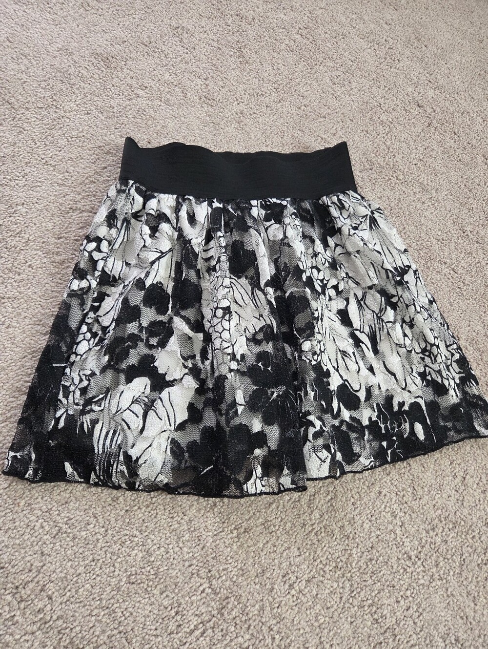 Small Black & White Floral Lace A-Line Skirt